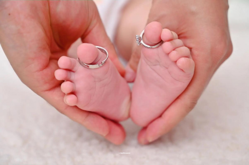 北票宝宝打喷嚏发烧